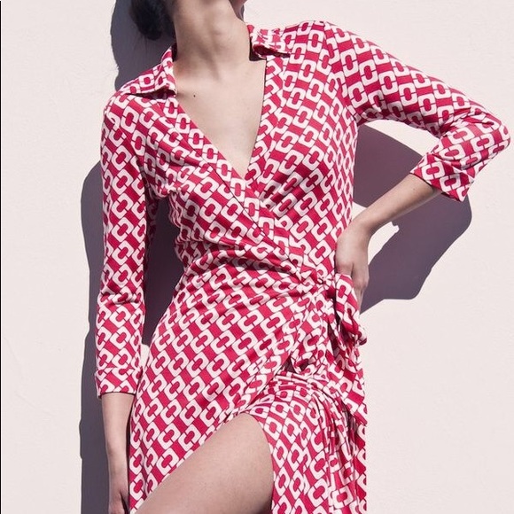 Diane Von Furstenberg Dresses & Skirts - DVF vintage silk Julie wrap dress